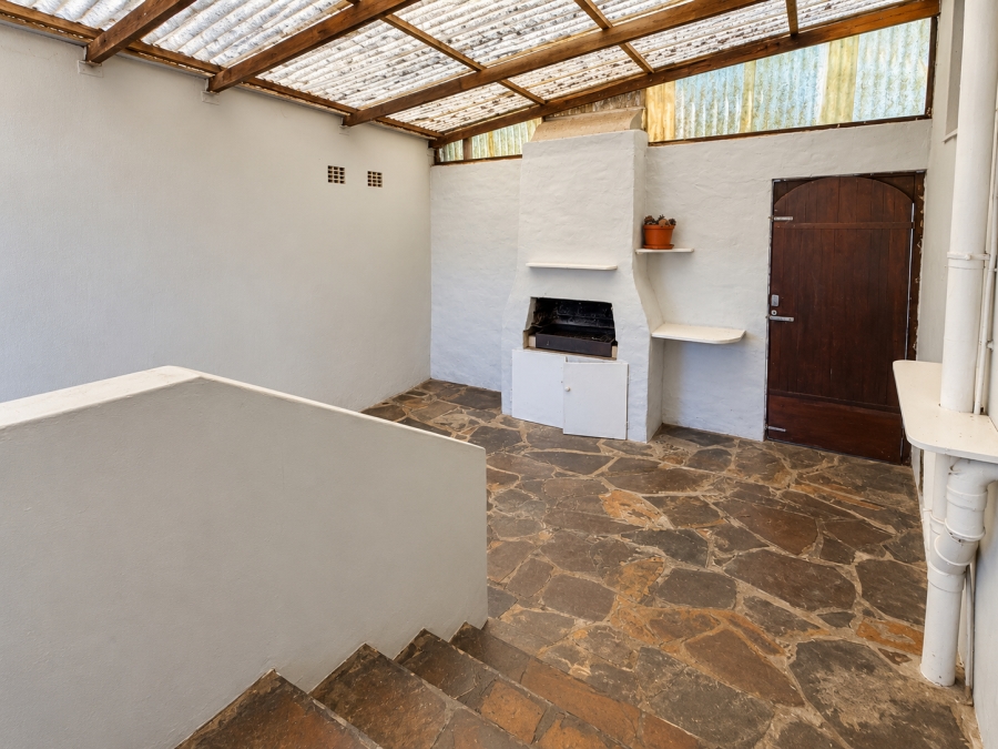 3 Bedroom Property for Sale in Amalinda North Eastern Cape